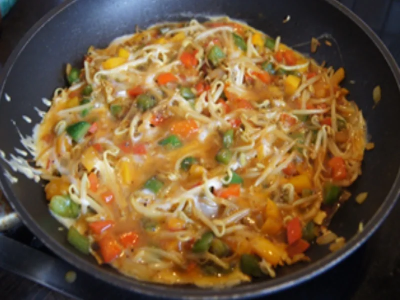 Gemüse-Ei-Omelett auf Vollkornbrot - Rezept - Bild Nr. 8