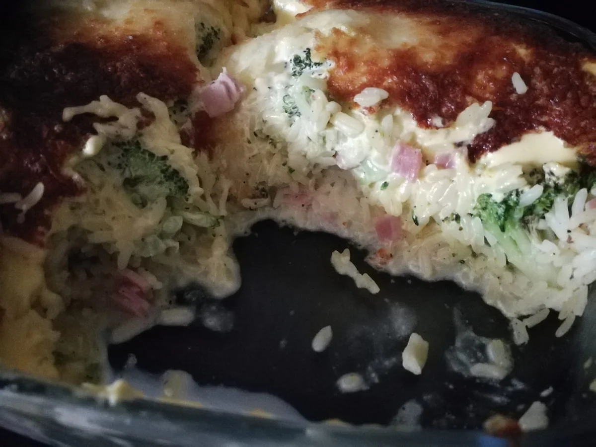 Rezept: Reisauflauf mit Broccoli und Schinken Bild Nr. 2 Reisauflauf mit Broccoli und Schinken - Rezept - Bild Nr. 2