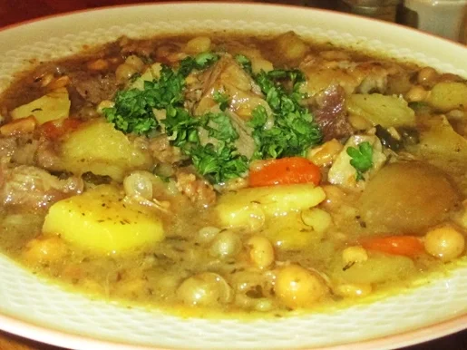 Rezept: Erbsentopf mit Lammfleisch-Resteverwertung Bild Nr. 9 Erbsentopf mit Lammfleisch-Resteverwertung - Rezept - Bild Nr. 9