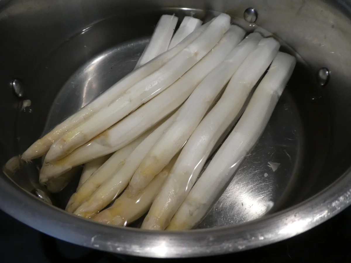 Spargel-Rucola-Tagliatelle - Rezept - Bild Nr. 13909