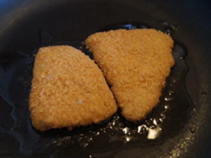 Spargel mit Sauce Hollandaise legere, mini Knusperschnitzel und Drillingen - Rezept - Bild Nr. 13907