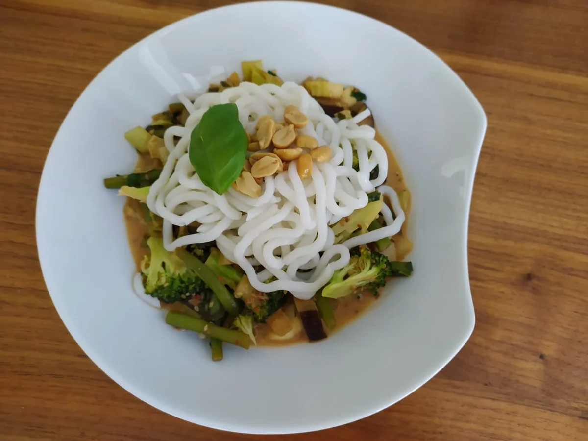 Asia-Gemüsepfanne mit Udon-Nudeln - Rezept - Bild Nr. 13908