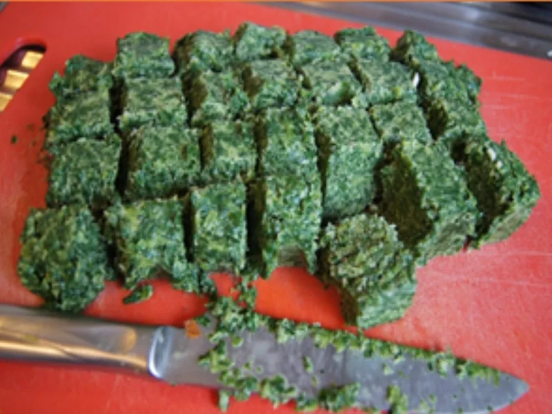 Rahmspinat mit Zanderfilet und Pellkartoffel-Drillingen - Rezept - Bild Nr. 5