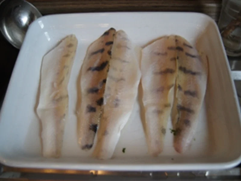 Rahmspinat mit Zanderfilet und Pellkartoffel-Drillingen - Rezept - Bild Nr. 8