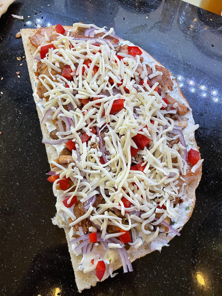 Fladenbrot Pizza - Rezept - Bild Nr. 13929