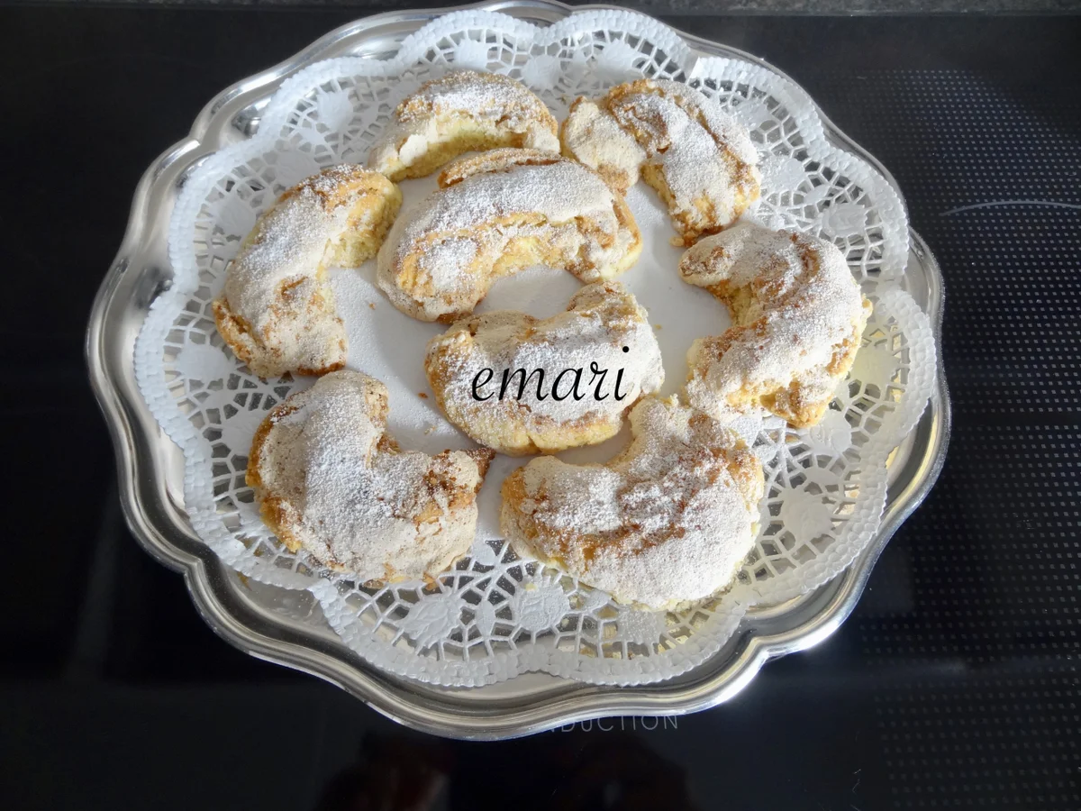 Rezept: Burgenländer Mandelkipferl Bild Nr. 13948 Burgenländer Mandelkipferl - Rezept - Bild Nr. 13948