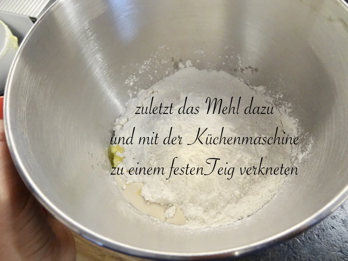 Rezept: Burgenländer Mandelkipferl Bild Nr. 13951 Burgenländer Mandelkipferl - Rezept - Bild Nr. 13951