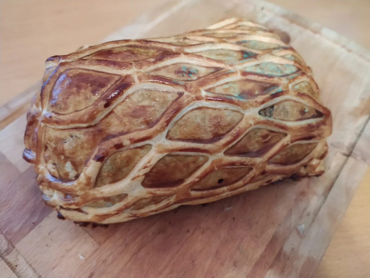 Filet Wellington mit grünem Spargel und Sauce Hollandaise - Rezept - Bild Nr. 13920