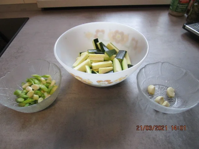Bibimbap-Bowl mit Rindfleisch - Rezept - Bild Nr. 13924