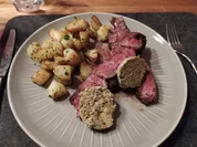Entrecote Cafe de Paris mit Rosmarin-Bratkartoffeln - Rezept - Bild Nr. 13919