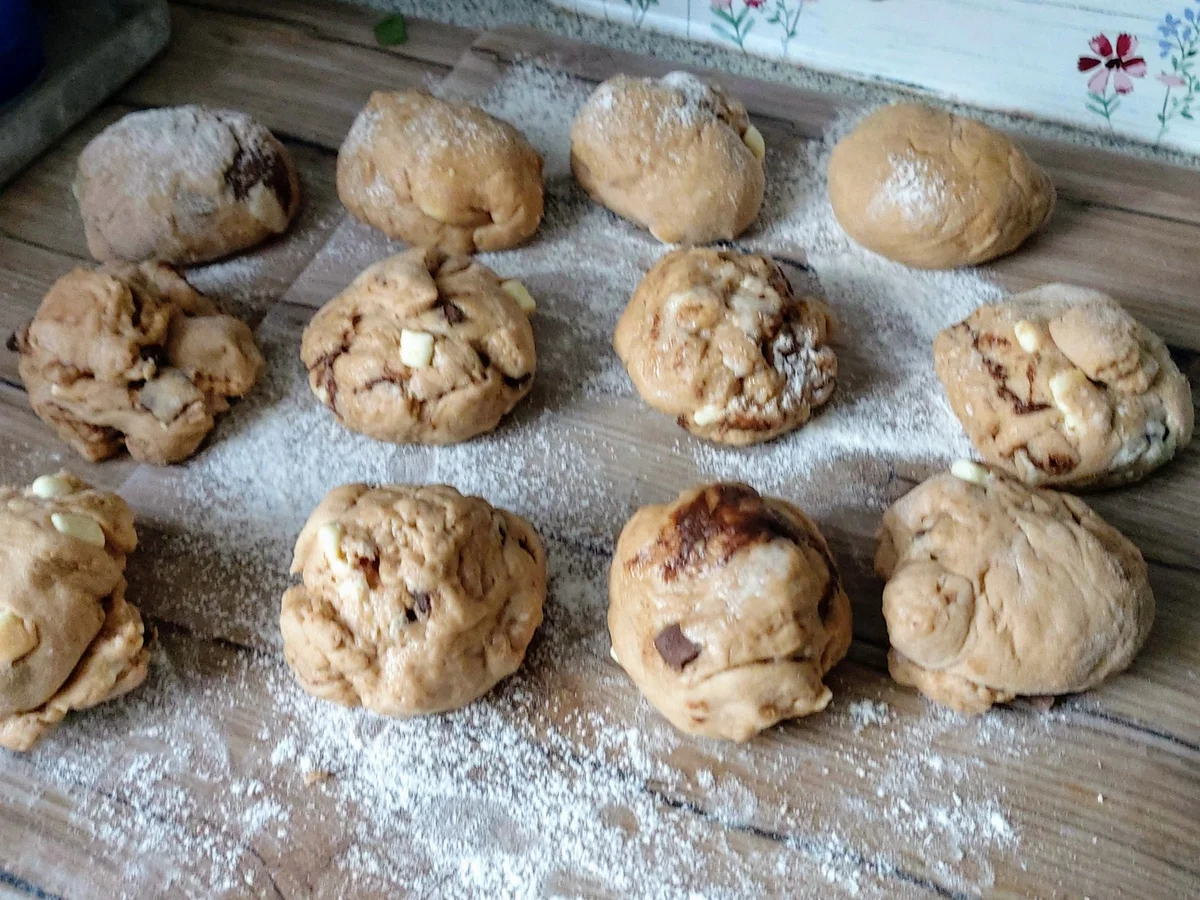 Rezept: Schokoladen - Brötchen Bild Nr. 14 Schokoladen - Brötchen - Rezept - Bild Nr. 14