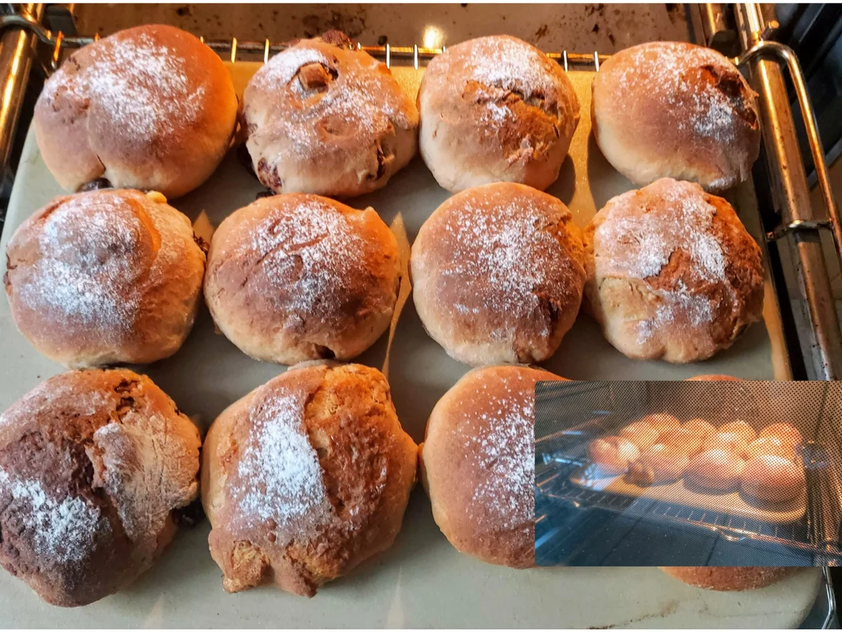 Rezept: Schokoladen - Brötchen Bild Nr. 17 Schokoladen - Brötchen - Rezept - Bild Nr. 17