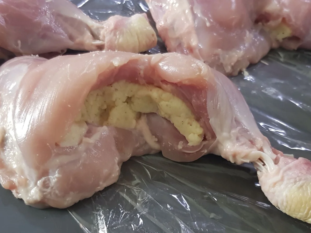 Parmesan-Hühnerschenkel in Tomaten-Rahmsoße - Rezept - Bild Nr. 13942