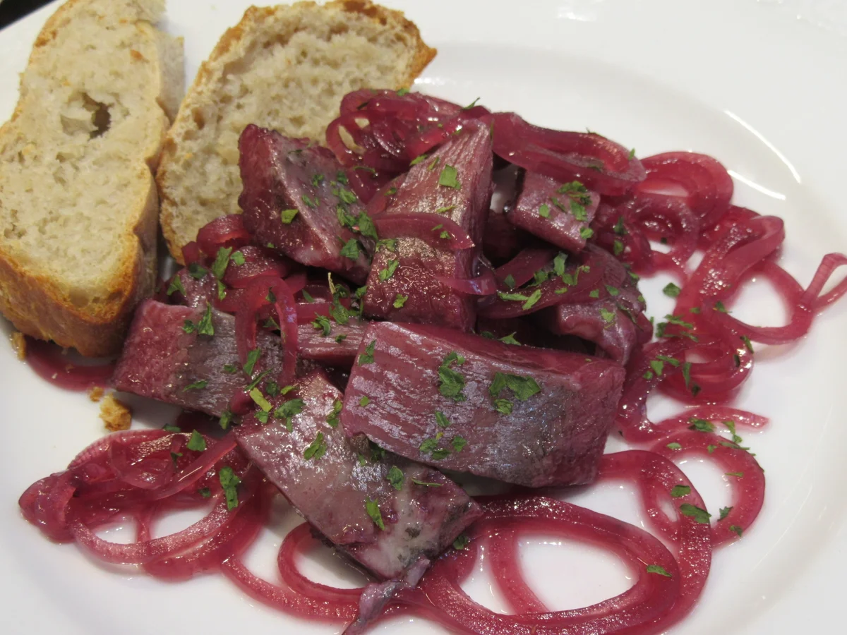 Matjes "nordische Art" mit Pellkartoffeln und Quark-Dip - Rezept - Bild Nr. 13945