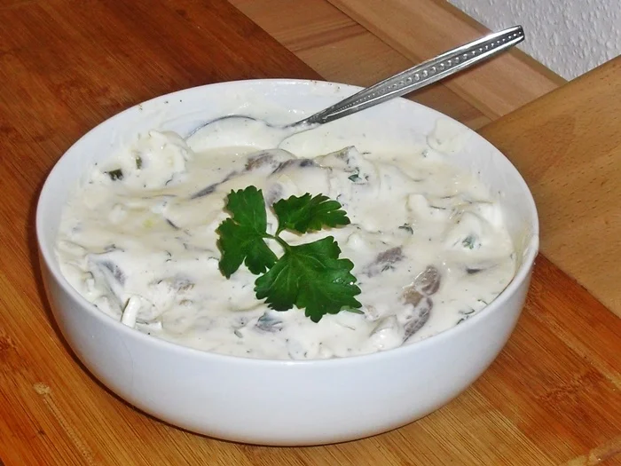 Matjes in pikanter Sahnesoße - Rezept - Bild Nr. 13942