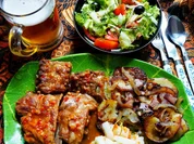 Babyribs mit Bratkartoffeln und Salat ala Delicio - Rezept - Bild Nr. 13941