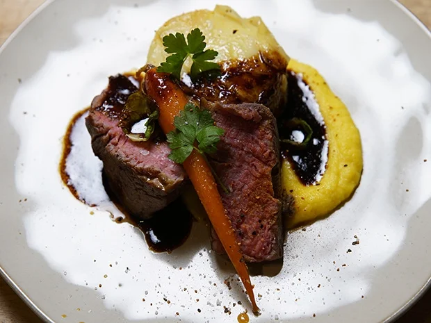 Rind an Kartoffel, Karotte und Jus - Rezept - Bild Nr. 2