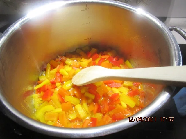 Rezept: Shrimps mit Chinakohl-Paprika-Gemüse Bild Nr. 13949 Shrimps mit Chinakohl-Paprika-Gemüse - Rezept - Bild Nr. 13949