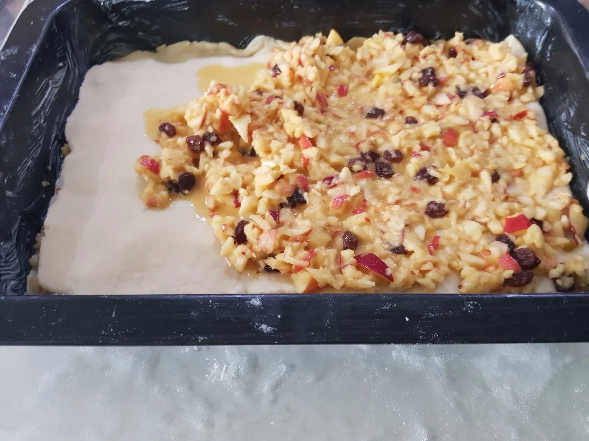 Apfel-Schnitten mit Mandelkrokant-Haube - Rezept - Bild Nr. 13952