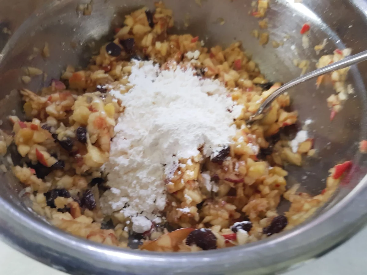 Apfel-Schnitten mit Mandelkrokant-Haube - Rezept - Bild Nr. 13963