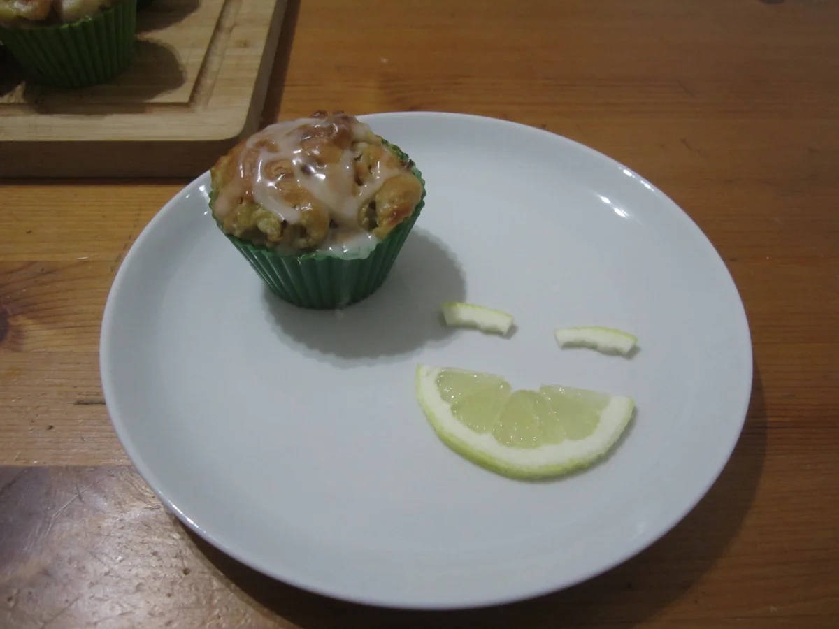 Rezept: Rhabarber-Zitronen-Muffins Bild Nr. 13946 Rhabarber-Zitronen-Muffins - Rezept - Bild Nr. 13946