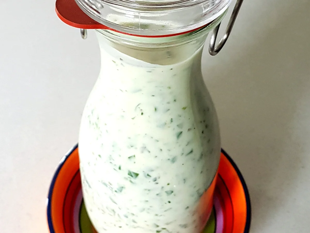 Buttermilch-Limetten-Dressing mit Bärlauch, Ingwer und Koriander - Rezept - Bild Nr. 13959