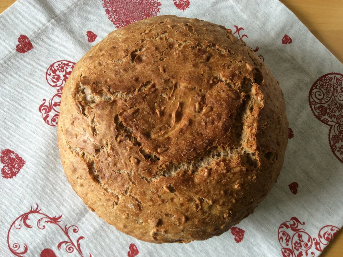 Rezept: Dinkel-Walnussbrot im Topf gebacken Bild Nr. 13960 Dinkel-Walnussbrot im Topf gebacken - Rezept - Bild Nr. 13960