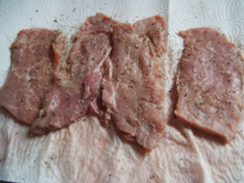 Spargelspitzen mit Sauce Hollandaise legere, Knusper-Kalbsschnitzel und Baby-Kartoffeln - Rezept - Bild Nr. 13967