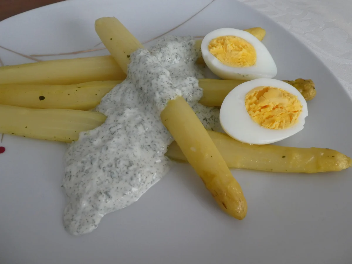 Ofenspargel mit Ei und grüner Sauce - Rezept - Bild Nr. 13963