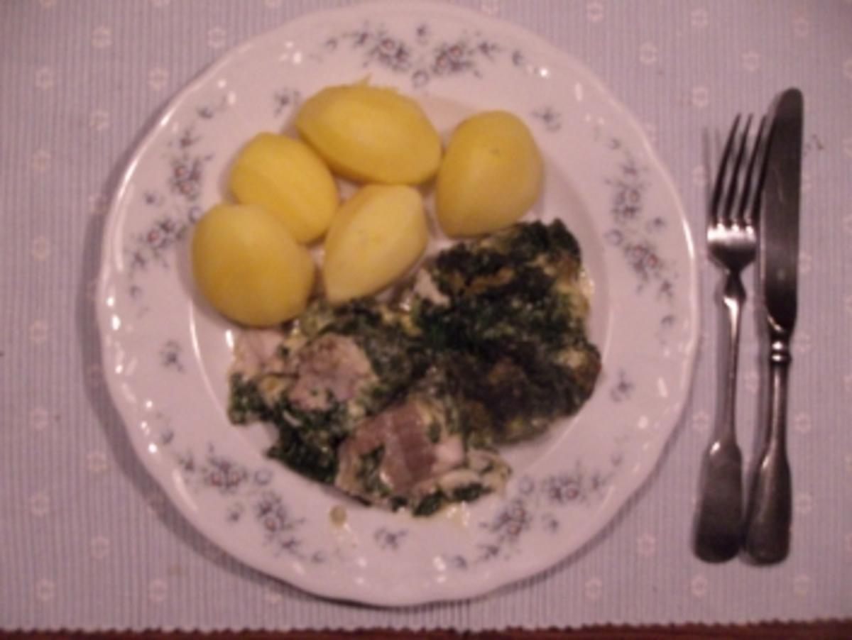 Fischauflauf mit Spinat in Knoblauchsahne - Rezept