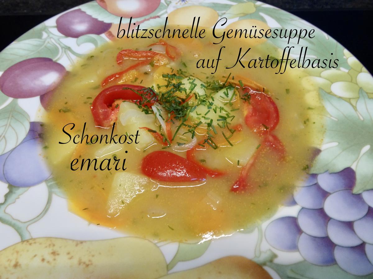 Schonkost - blitzschnelle, cremige Gemüsesuppe auf Kartoffelbasis - Rezept - Bild Nr. 14240