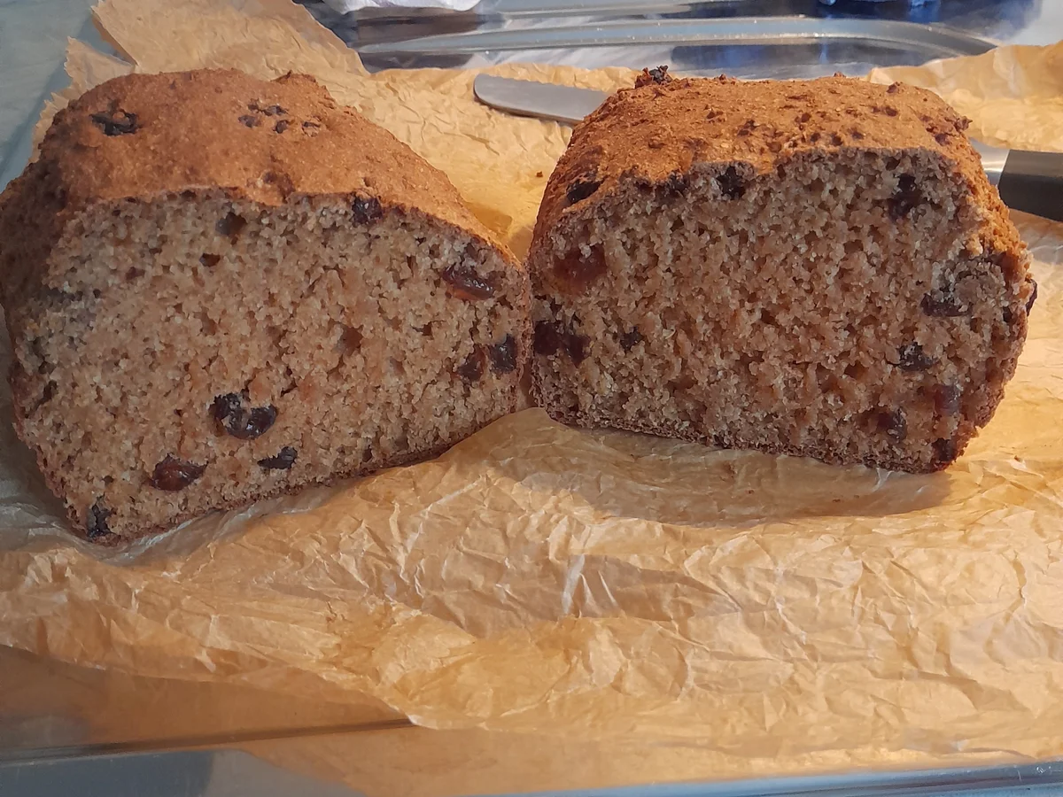 Rezept: Buttermilchbrot mit Rosinen Bild Nr. 13972 Buttermilchbrot mit Rosinen - Rezept - Bild Nr. 13972