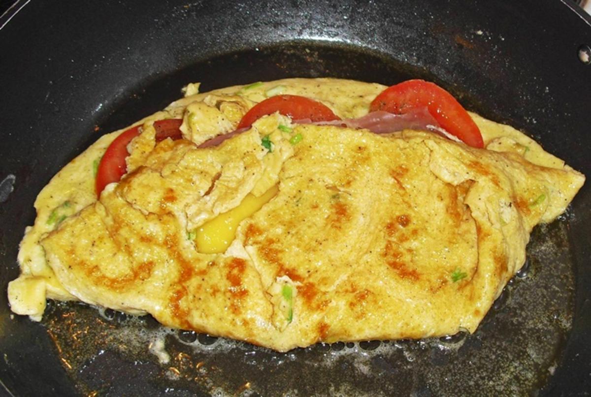 Omelette mit Schinken und Käse - Rezept - Bild Nr. 3