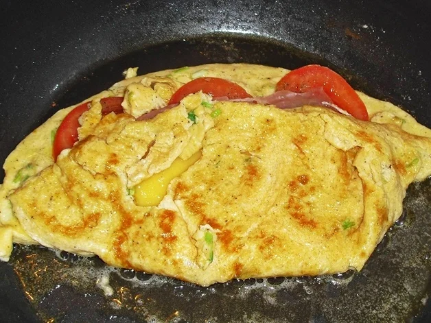 Omelette mit Schinken und Käse - Rezept - Bild Nr. 3