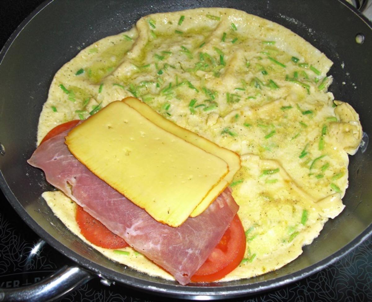 Omelette mit Schinken und Käse - Rezept - Bild Nr. 4