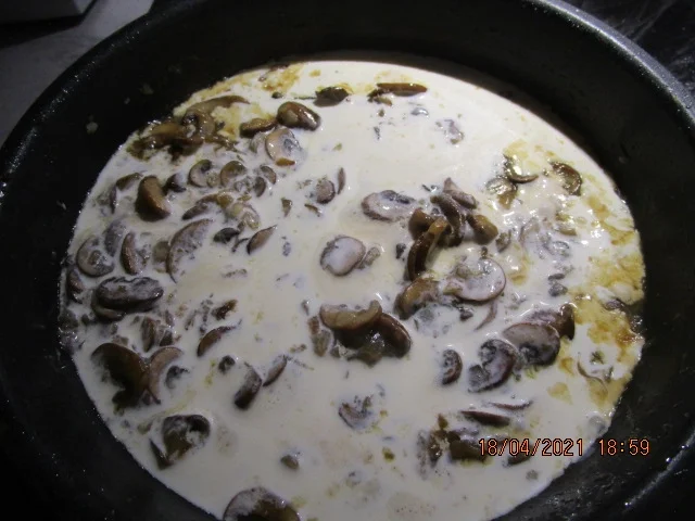 Geschnetzeltes nach Zür'cher Art - Rezept - Bild Nr. 13981