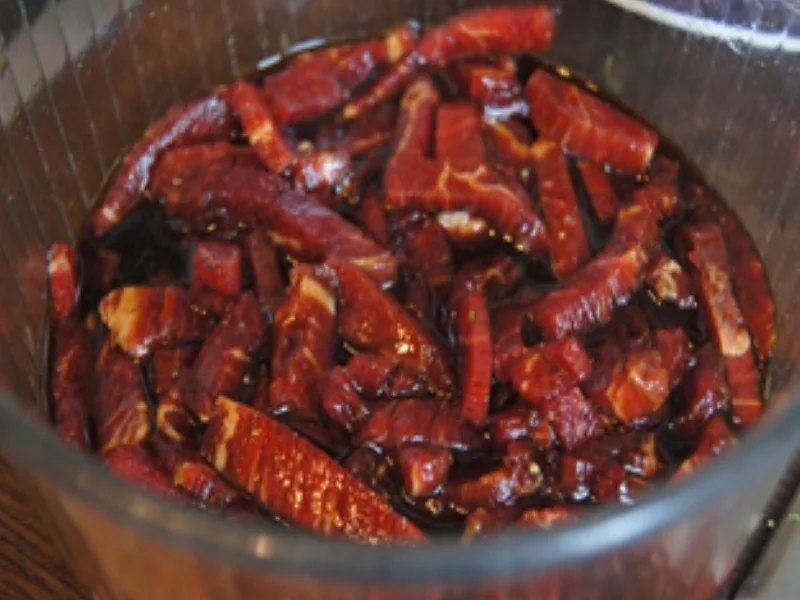 Rezept: Rindfleisch mit Brokkoli und Jasmin-Reis Bild Nr. 14002 Rindfleisch mit Brokkoli und Jasmin-Reis - Rezept - Bild Nr. 14002