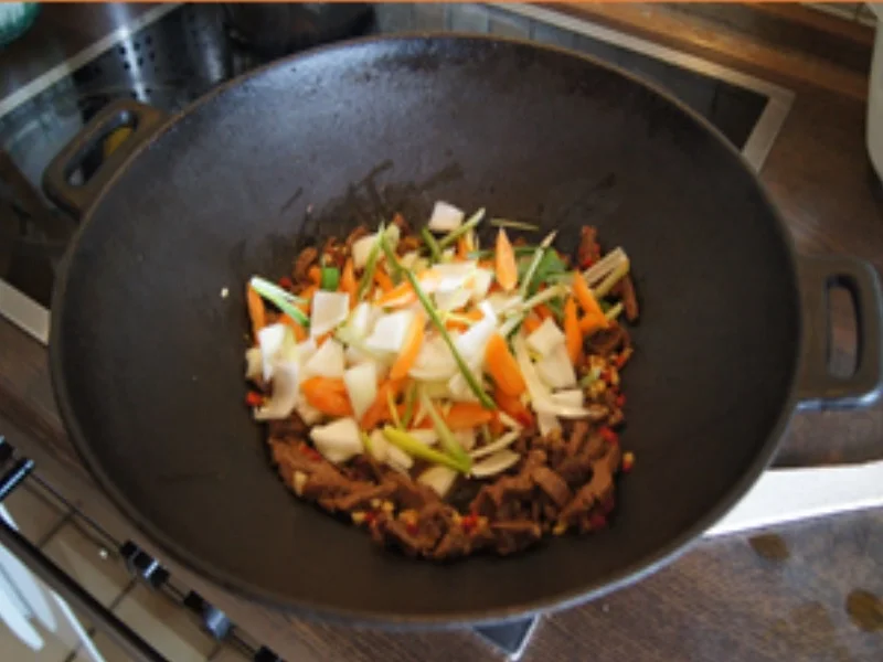 Rezept: Rindfleisch mit Brokkoli und Jasmin-Reis Bild Nr. 14010 Rindfleisch mit Brokkoli und Jasmin-Reis - Rezept - Bild Nr. 14010