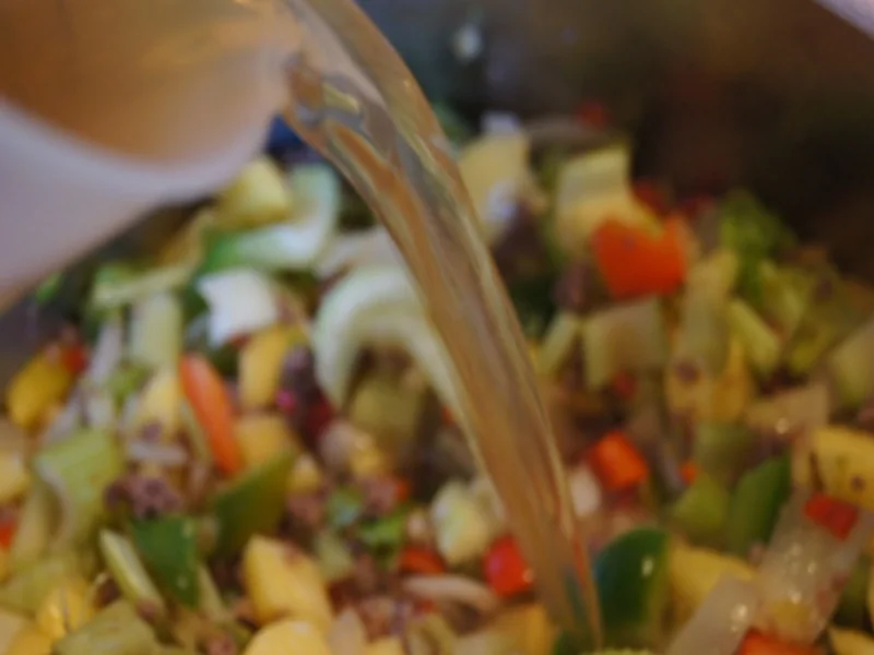 Rezept: Gemüse-Kartoffel-Suppe Bild Nr. 14 Gemüse-Kartoffel-Suppe - Rezept - Bild Nr. 14