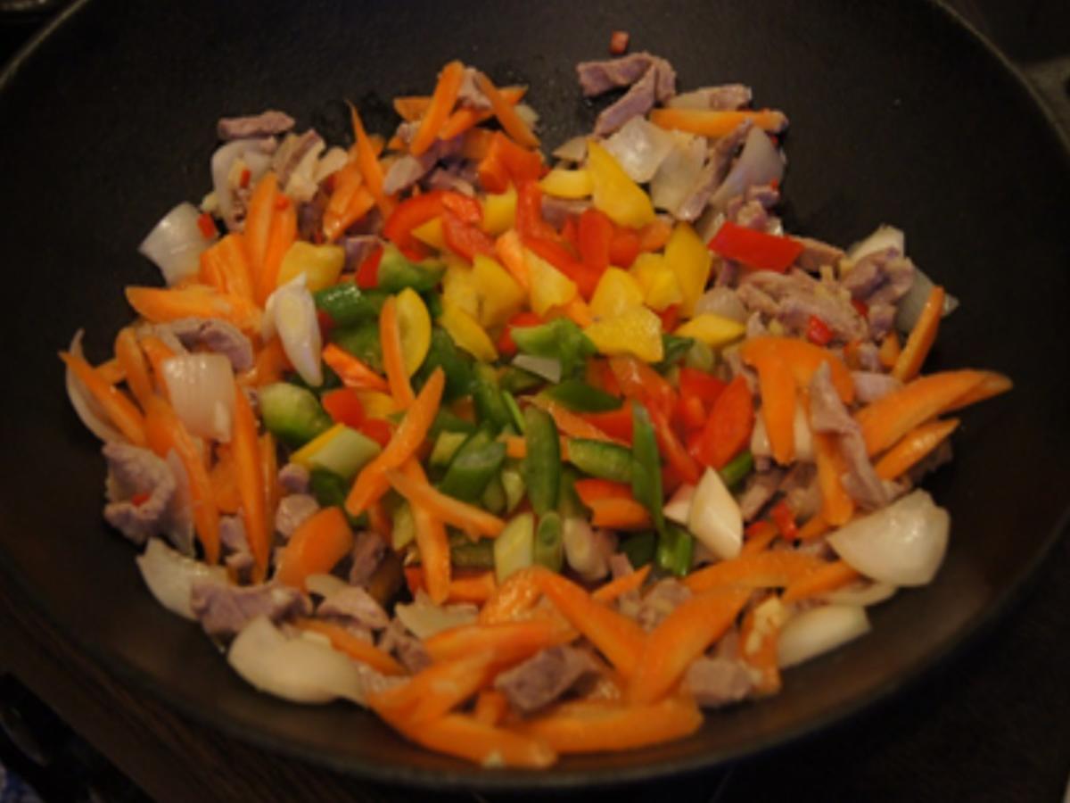 Schweinefilet-Geschnetzeltes mit gemischten Gemüse und Basmati-Reis - Rezept - Bild Nr. 15