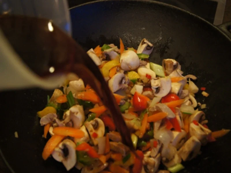 Schweinefilet-Geschnetzeltes mit gemischten Gemüse und Basmati-Reis - Rezept - Bild Nr. 17