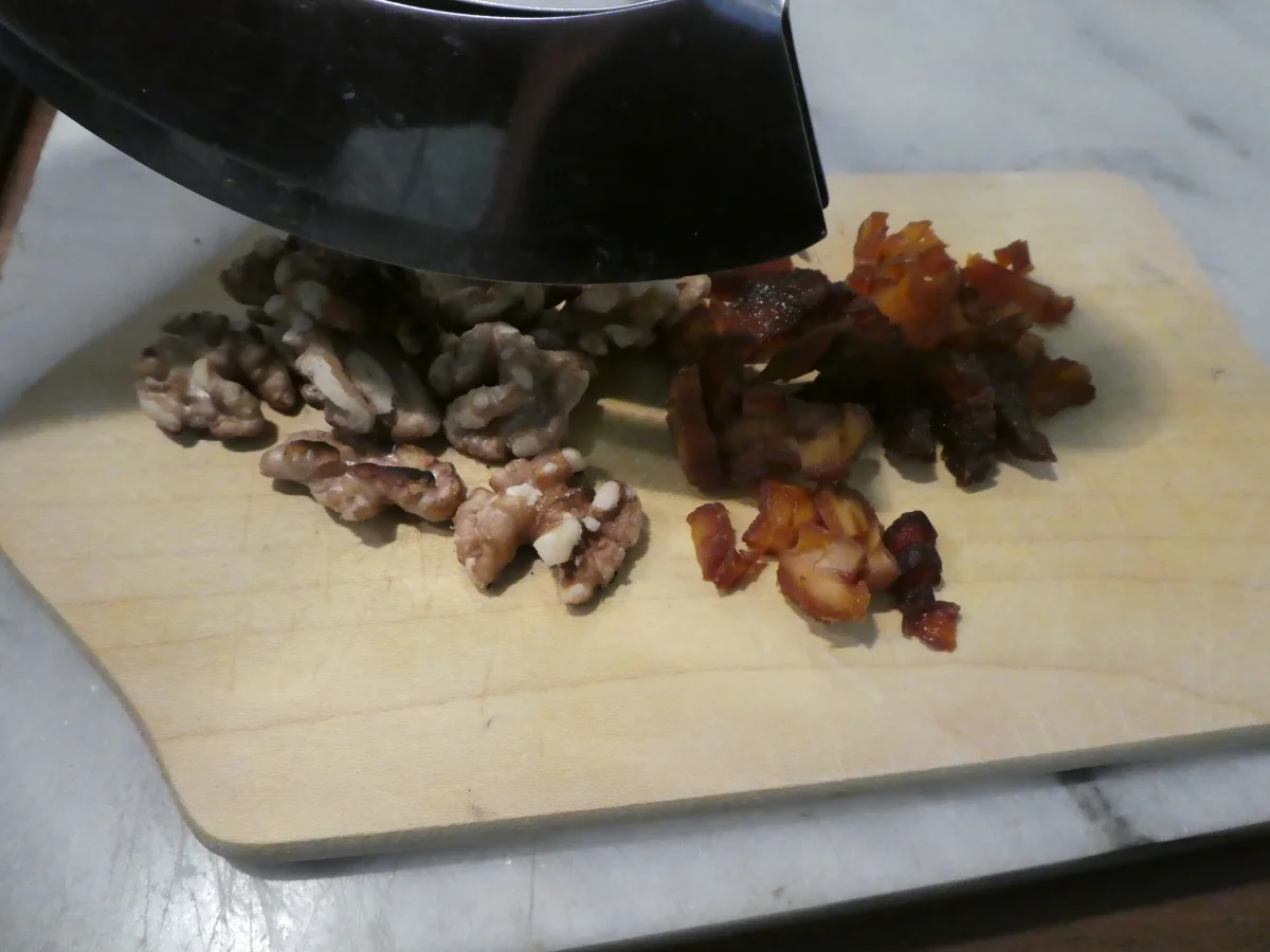 Rezept: Orientalischer Gemüsebratling mit Römersalatherzen und Tahini-Dressing Bild Nr. 13991 Orientalischer Gemüsebratling mit Römersalatherzen und Tahini-Dressing - Rezept - Bild Nr. 13991