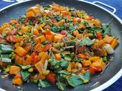 Rezept: Asiatische Nudelpfanne mit bunten Gemüse und Kürbis Bild Nr. 13987 Asiatische Nudelpfanne mit bunten Gemüse und Kürbis - Rezept - Bild Nr. 13987