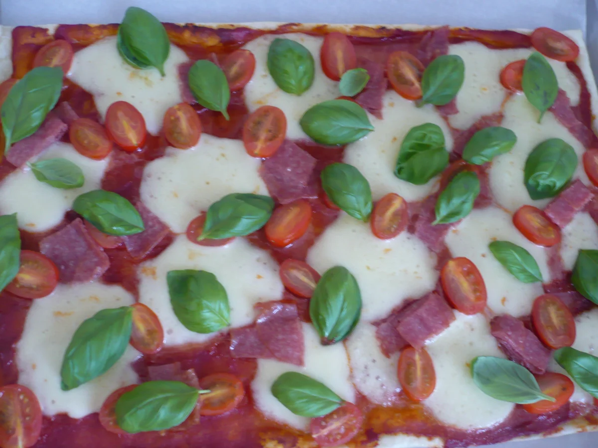 Blätterteig - Pizza - Rezept - Bild Nr. 2