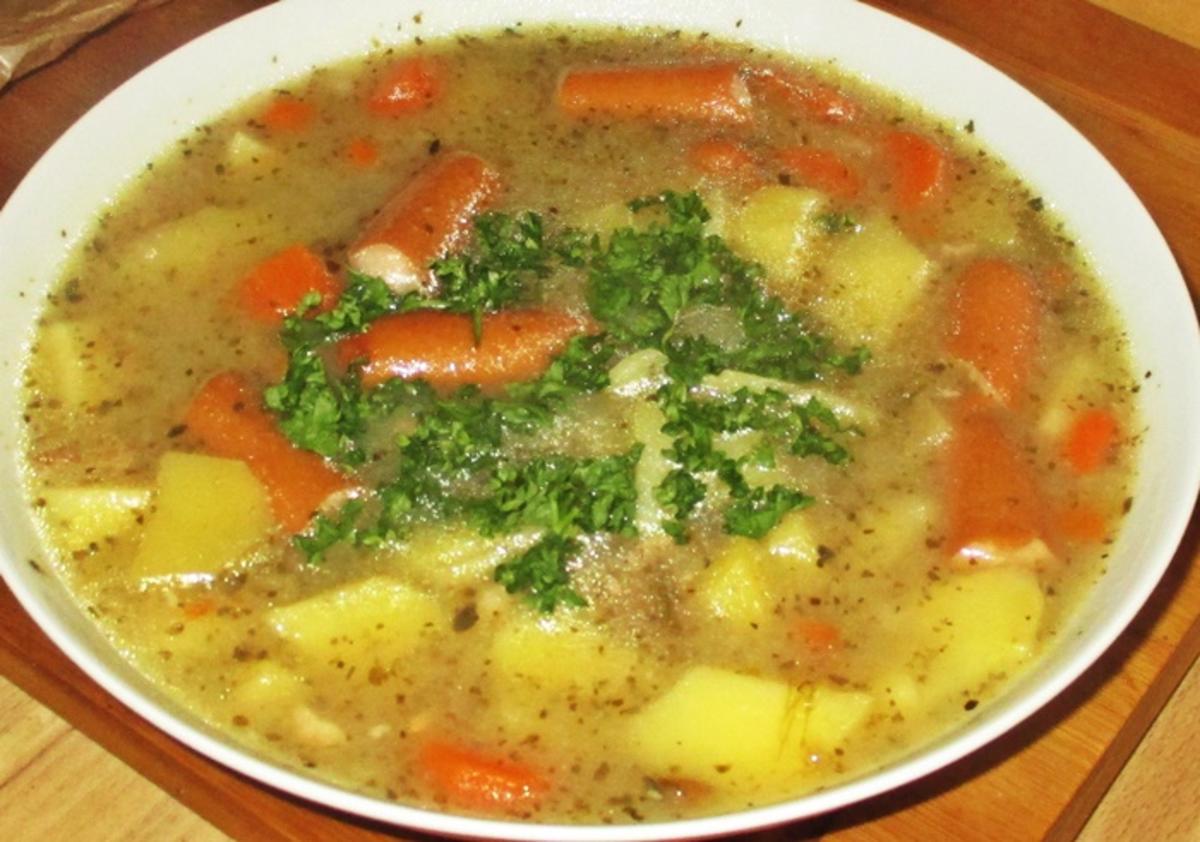 Kartoffelsuppe mit Würstchen - Rezept - Bild Nr. 2