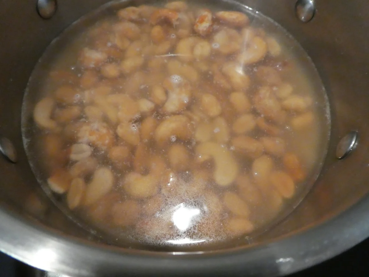 Rezept: Spaghetti mit Gemüse-Cashew-Erdnuss-Rahmsauce Bild Nr. 13988 Spaghetti mit Gemüse-Cashew-Erdnuss-Rahmsauce - Rezept - Bild Nr. 13988