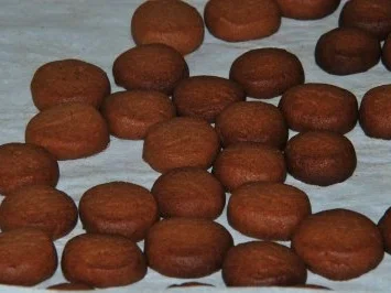 Rezept: WP-Nougatknöpfe Bild Nr. 3 WP-Nougatknöpfe - Rezept - Bild Nr. 3