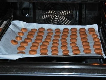 Rezept: WP-Nougatknöpfe Bild Nr. 4 WP-Nougatknöpfe - Rezept - Bild Nr. 4