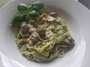 Bärlauch-Tagliatelle mit Käsesoße und Salsiccia - Rezept - Bild Nr. 14015