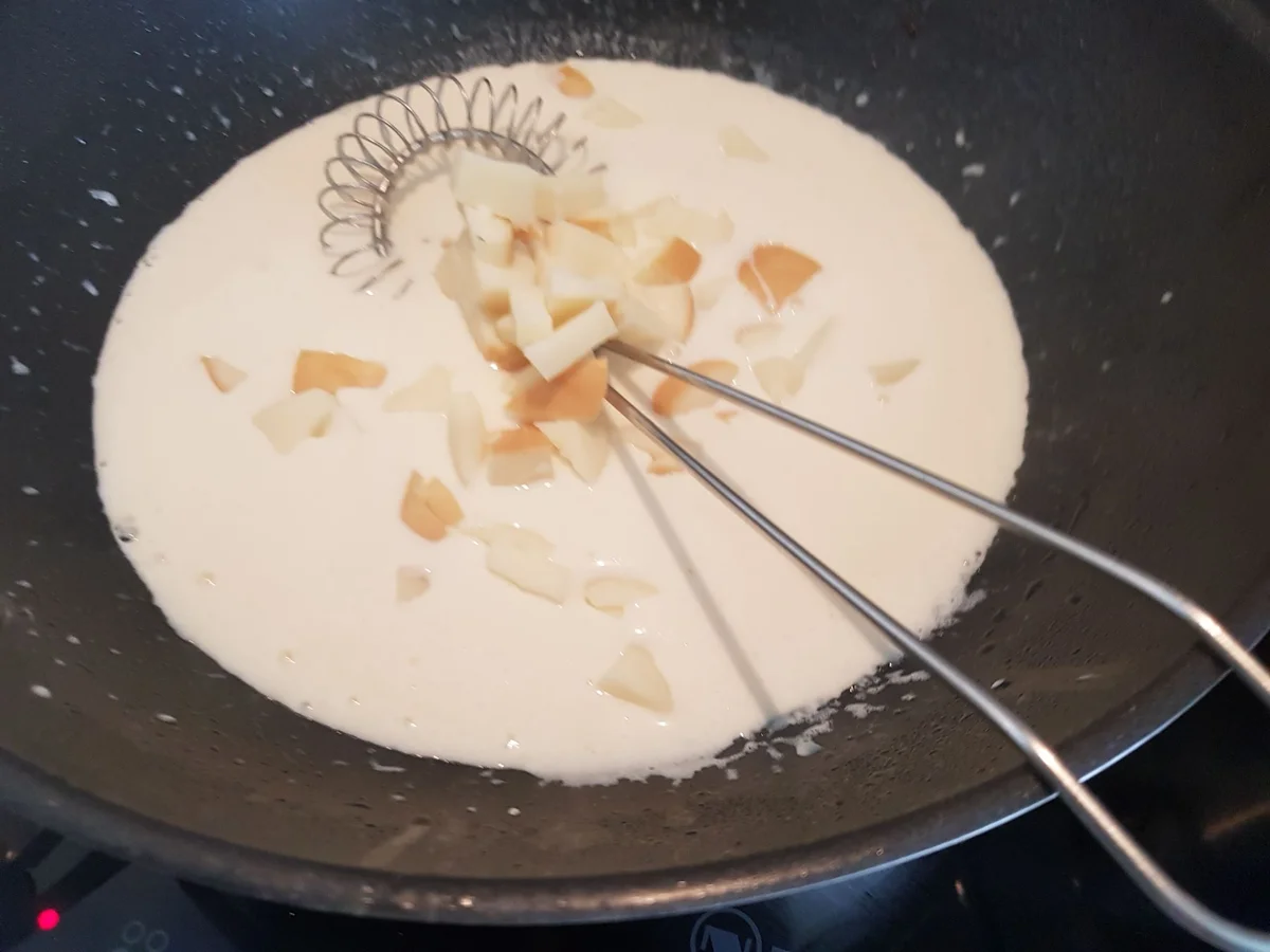 Bärlauch-Tagliatelle mit Käsesoße und Salsiccia - Rezept - Bild Nr. 14016